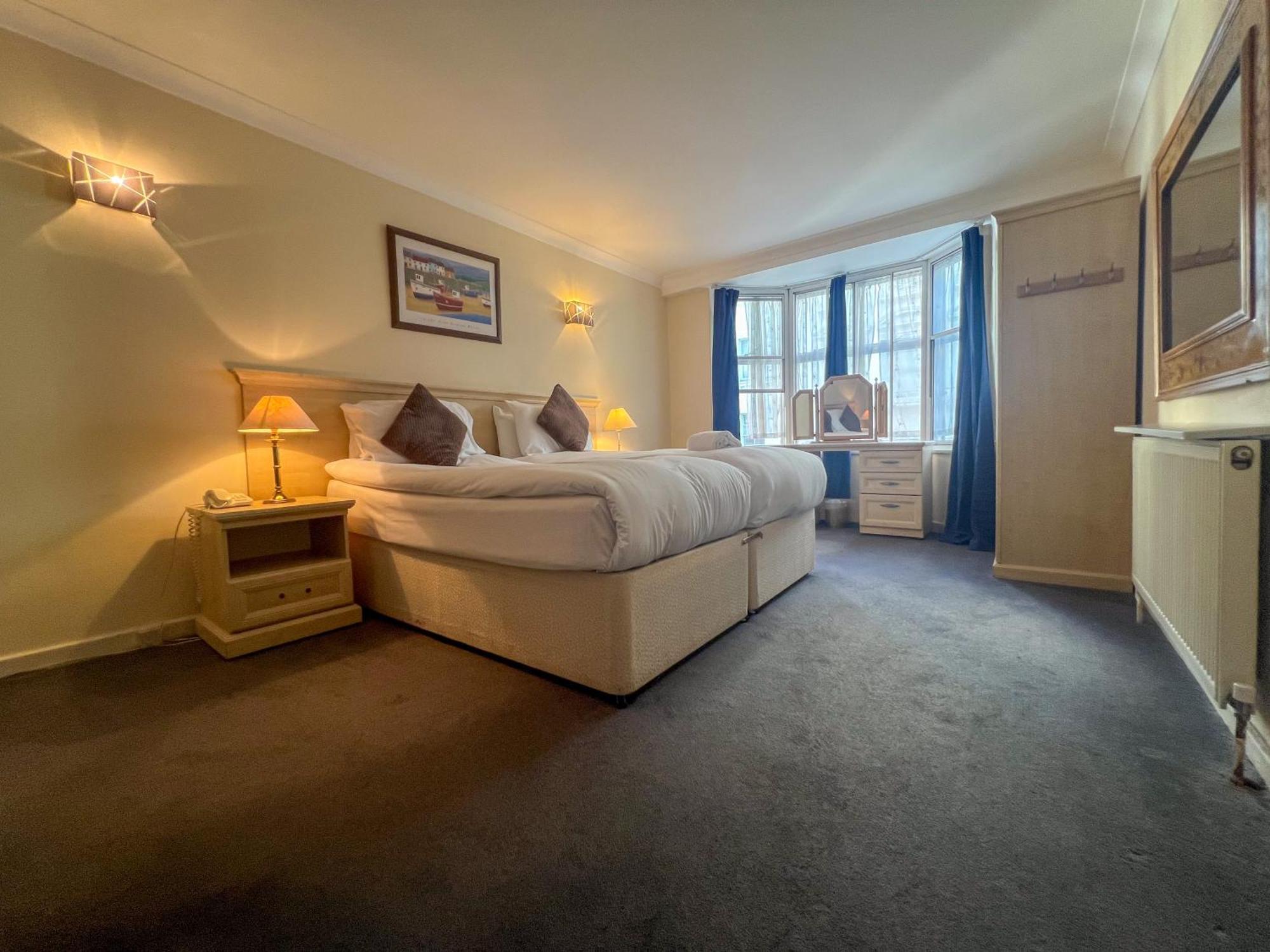 Exclusive 2-Bedroom Retreat In Iconic Mayfair H8 Лондон Екстериор снимка